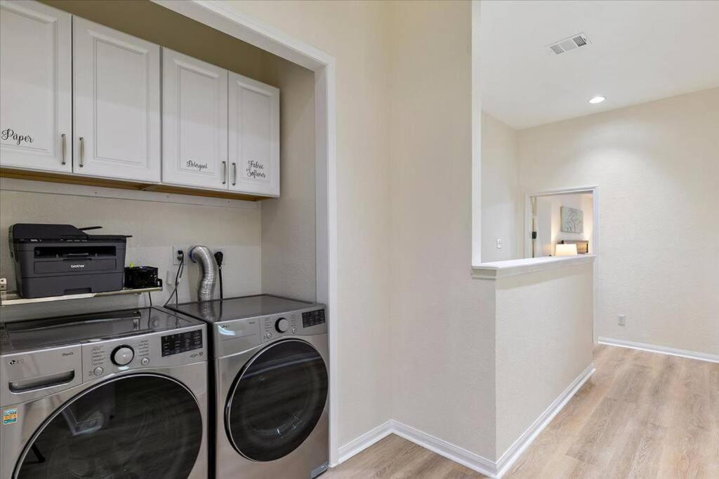 Lucky House - Tranquility In The Middle Of Houston - Tv In Every Room - 300 M2 Extérieur photo