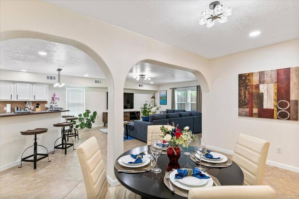 Lucky House - Tranquility In The Middle Of Houston - Tv In Every Room - 300 M2 Extérieur photo