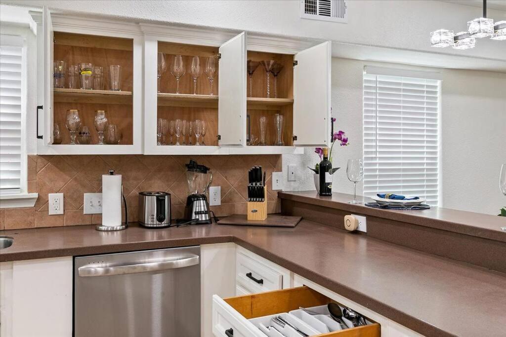 Lucky House - Tranquility In The Middle Of Houston - Tv In Every Room - 300 M2 Extérieur photo