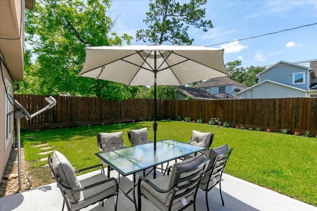 Lucky House - Tranquility In The Middle Of Houston - Tv In Every Room - 300 M2 Extérieur photo
