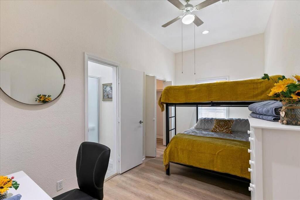 Lucky House - Tranquility In The Middle Of Houston - Tv In Every Room - 300 M2 Extérieur photo